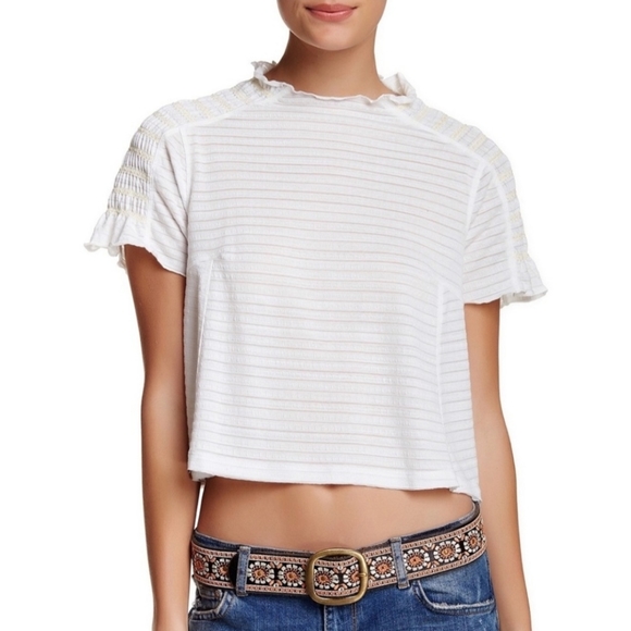 Free People Tops - Free People sweetie crop top ruffle neck in ivory